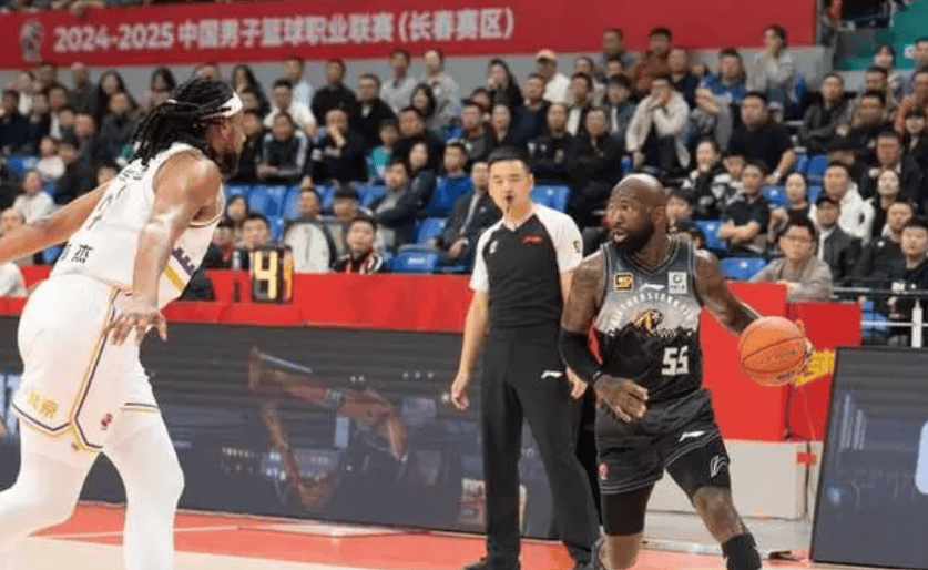 CBA新赛季第一个绝杀！差点100%命中率！陈国豪以后更加艰难