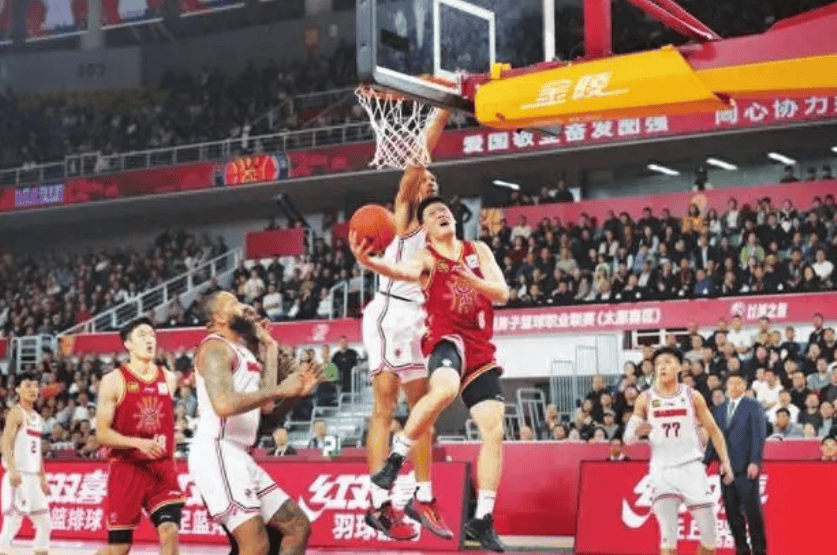 CBA新赛季第一个绝杀！差点100%命中率！陈国豪以后更加艰难
