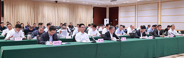宁波安全稳定工作会议召开 钟关华主持并讲话