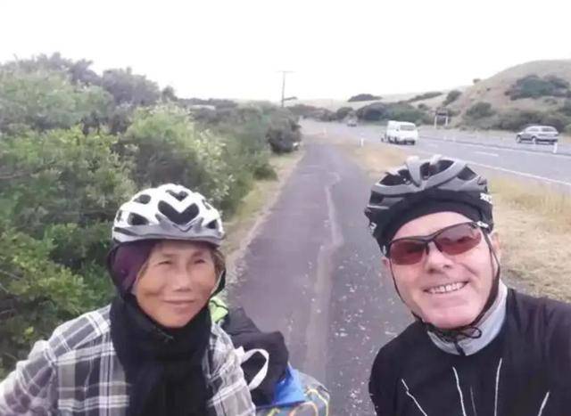 郑州65岁阿姨8年骑行12国：骑行治好了我的抑郁症