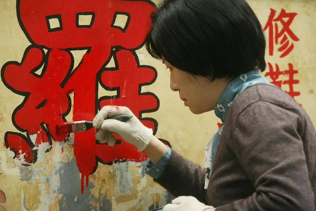 被骗局围剿的老年人，仍然渴望被爱