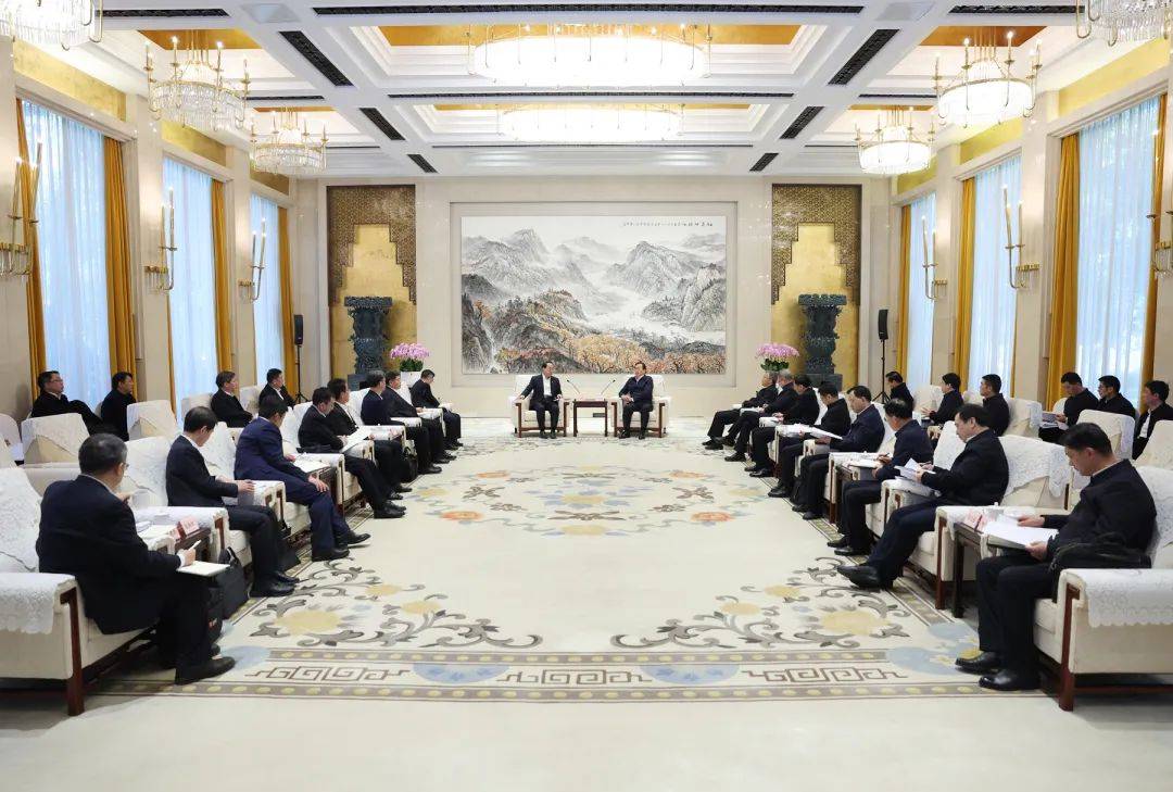 王忠林李殿勋与中车集团董事长孙永才座谈