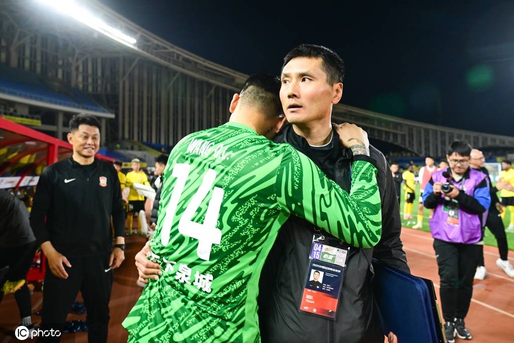 中超前瞻：京鲁大战国安欲保不败纪录 浙江津门虎陷风波